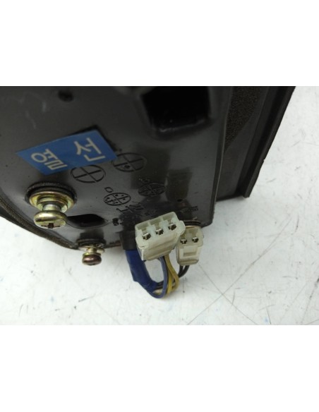 Recambio de retrovisor derecho para kia joice referencia OEM IAM 012113 ELECTRICO CLEMAS BLANCAS