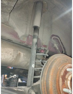 Recambio de amortiguador trasero derecho para ford fiesta (cb1) titanium referencia OEM IAM 8V5118080BH  