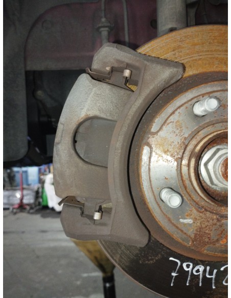 Recambio de pinza de freno delantera izquierda para ford fiesta (cb1) titanium referencia OEM IAM 1766840  