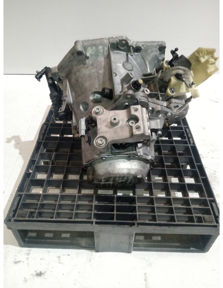 Recambio de caja cambios para citroën ds3 style referencia OEM IAM 20DP77  