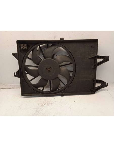 Recambio de electroventilador para ford mondeo berlina (ge) 2.0 cat referencia OEM IAM 7726000501  