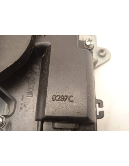 Recambio de cerradura puerta del. derecha para hummer h3 h3 referencia OEM IAM 0297C  