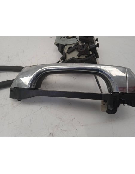 Recambio de cerradura puerta trasera izquierda para hummer h3 h3 referencia OEM IAM   