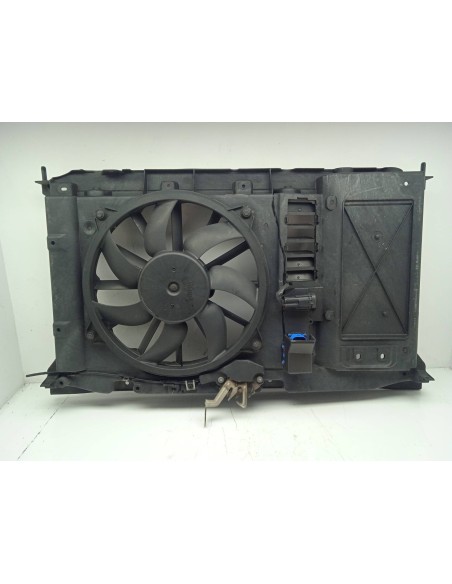Recambio de electroventilador para peugeot 308 1.6 16v referencia OEM IAM 9680590180  