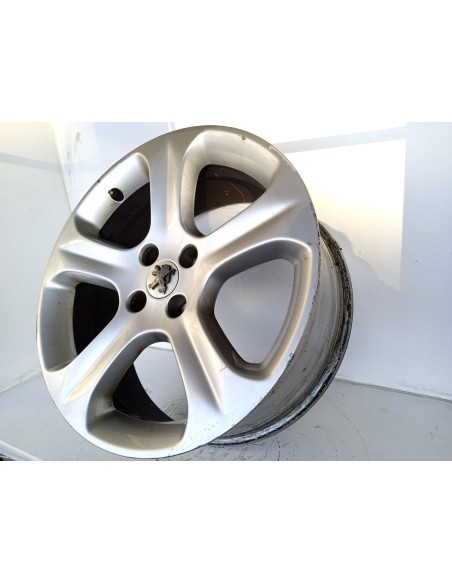 Recambio de llanta para peugeot 3008 sport pack referencia OEM IAM 9685121480  