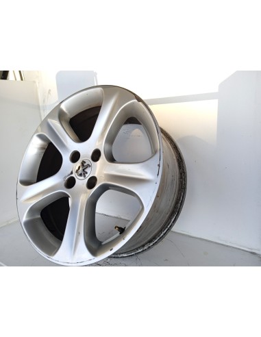 Recambio de llanta para peugeot 3008 sport pack referencia OEM IAM 9685121480  
