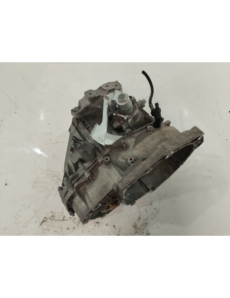 Recambio de caja cambios para opel astra j lim. 2.0 16v cdti referencia OEM IAM 55564375  