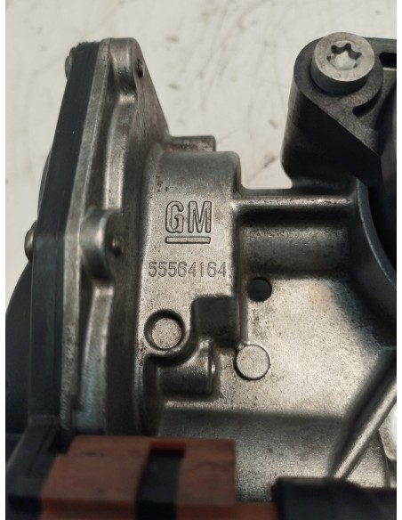 Recambio de caja mariposa para opel astra j lim. 2.0 16v cdti referencia OEM IAM 55564164  