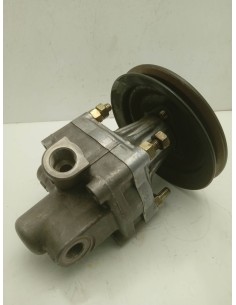 Recambio de bomba direccion para audi 80 avant 1.9 tdi referencia OEM IAM 050145155A  