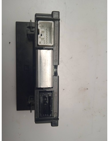 Recambio de pantalla multifuncion para volvo c30 1.8 cat referencia OEM IAM 30797719  