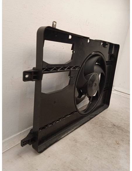 Recambio de electroventilador para smart forfour 1.5 cdi cat referencia OEM IAM A4545001103  