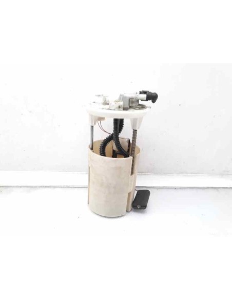 Recambio de bomba combustible para toyota avensis berlina (t25) 2.0 d-cat referencia OEM IAM   