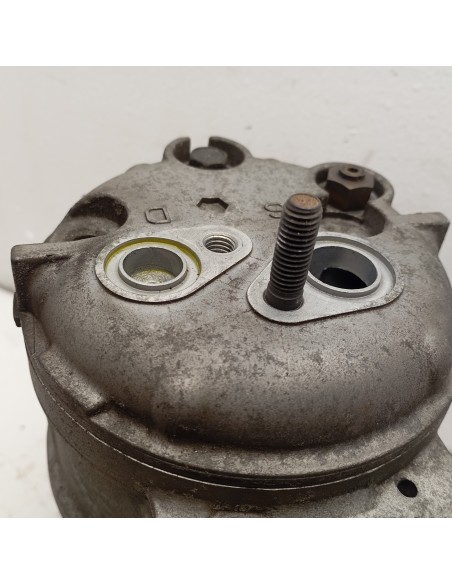 Recambio de compresor aire acondicionado para volvo s40 berlina 1.8i referencia OEM IAM 30613839  