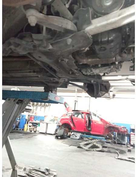 Recambio de puente delantero para peugeot 3008 sport pack referencia OEM IAM 3502FH  