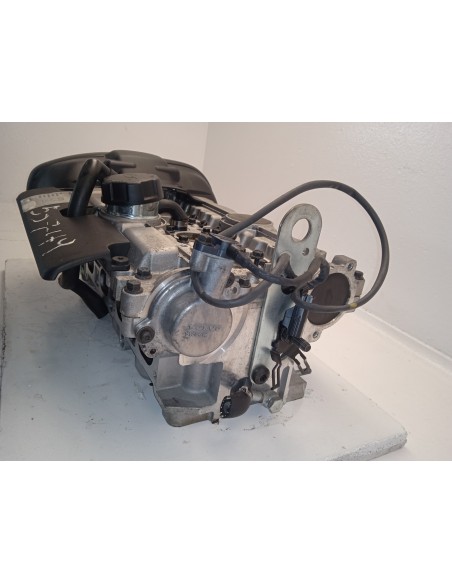 Recambio de culata para volvo s40 berlina 1.8i referencia OEM IAM 577900420  