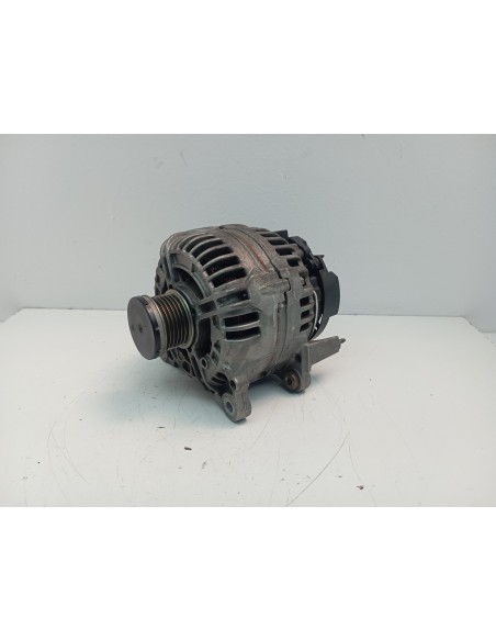 Recambio de alternador para volkswagen golf vi (5k1) advance referencia OEM IAM 03C903023A  