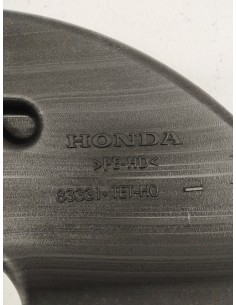 Recambio de plastico para honda civic lim.5 (fk) type r referencia OEM IAM 83331TETH0 EN UNA CAJA  2