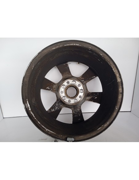 Recambio de llanta para audi a4 ber. (b8) básico referencia OEM IAM 8K0601025F  