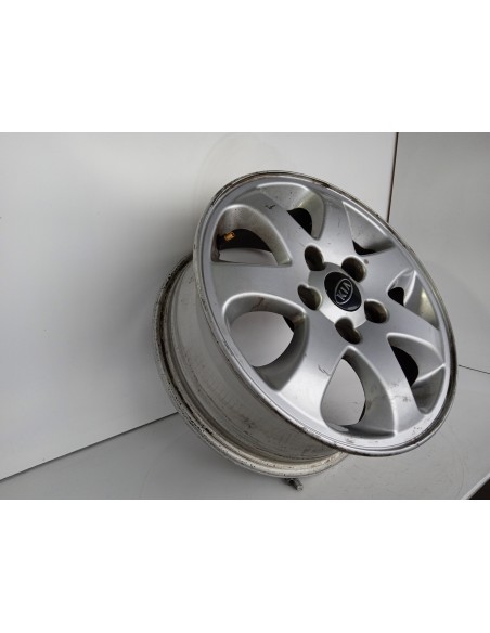 Recambio de llanta para kia carnival ii 2.9 cdri executive referencia OEM IAM   