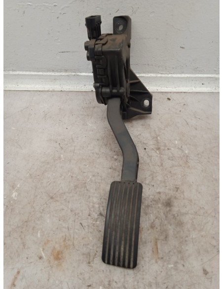 Recambio de potenciometro pedal para smart forfour 1.5 cdi cat referencia OEM IAM A4543000304  