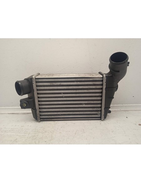 Recambio de intercooler para alfa romeo 147 (190) 1.9 jtd cat referencia OEM IAM 517159990  