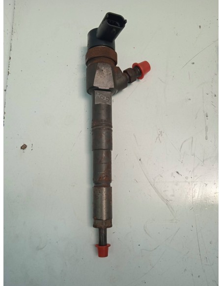 Recambio de inyector para opel insignia berlina 2.0 cdti cat referencia OEM IAM 0445110423  