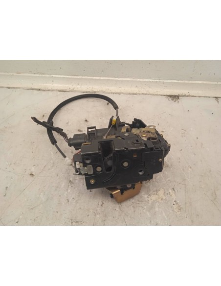 Recambio de cerradura puerta trasera derecha para audi a6 berlina (4b2) 2.8 v6 30v referencia OEM IAM 4B0839016B  