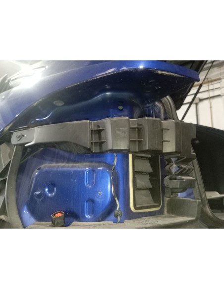 Recambio de plastico para jaguar e-pace se referencia OEM IAM J9C317A882A GUIA IZQ 