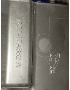 Recambio de plastico para jaguar e-pace se referencia OEM IAM J9C317A882A GUIA IZQ  2