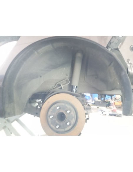 Recambio de paso rueda trasero izquierdo para nissan leaf n-connecta referencia OEM IAM G67133NLMA  