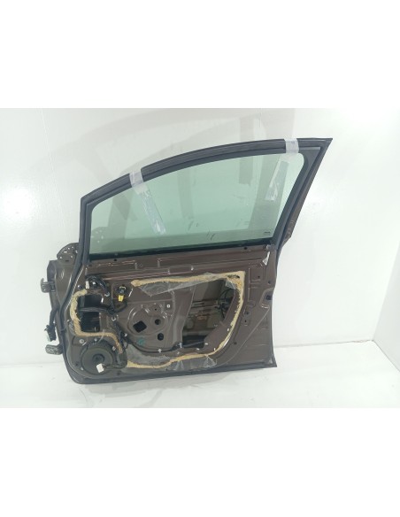 Recambio de puerta delantera derecha para nissan leaf n-connecta referencia OEM IAM H01005SLMA  