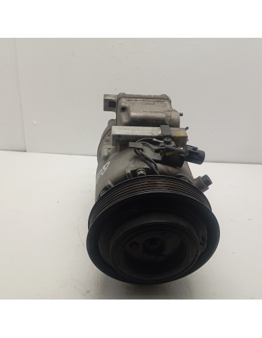 Recambio de compresor aire acondicionado para kia cee´d 1.4 cat referencia OEM IAM 977012H040  