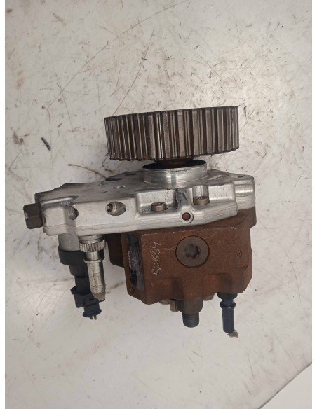 Recambio de bomba inyeccion para mazda 3 berlina (bk) 1.6 cd diesel cat referencia OEM IAM 0445010089  