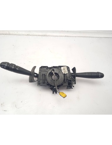 Recambio de mando luces para dacia sandero 1.2 16v cat referencia OEM IAM 8200792584  
