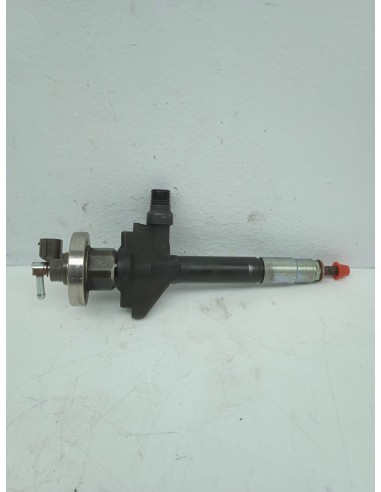 Recambio de inyector para mazda 6 berlina (gg) 2.0 diesel cat referencia OEM IAM 13H50  