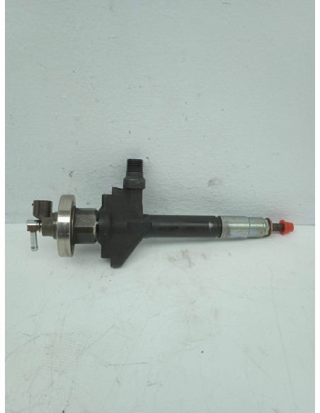 Recambio de inyector para mazda 6 berlina (gg) 2.0 diesel cat referencia OEM IAM 13H50  