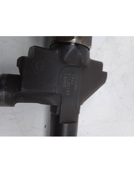 Recambio de inyector para mazda 6 berlina (gg) 2.0 diesel cat referencia OEM IAM 13H50  