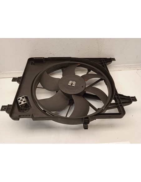 Recambio de electroventilador para dacia logan 1.6 cat referencia OEM IAM 8200293391D  