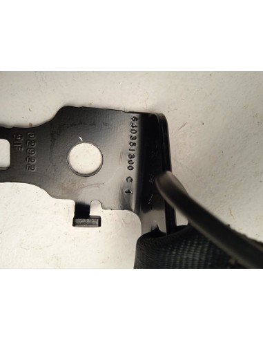 Recambio de enganche cinturon delantero derecho para ds 3 crossback so chic referencia OEM IAM 640351300  