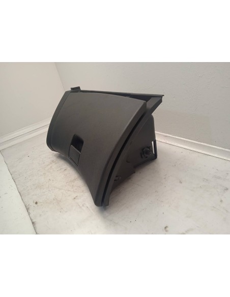 Recambio de guantera para kia cee´d 1.4 cat referencia OEM IAM 847601H050  