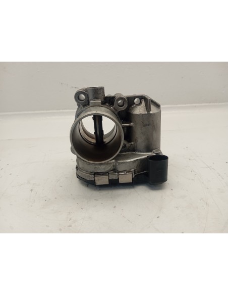 Recambio de caja mariposa para renault scenic ii grand dynamique referencia OEM IAM 8200330810G  