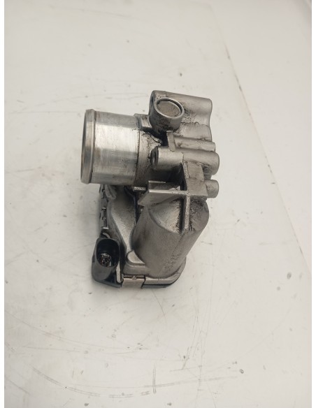 Recambio de caja mariposa para renault scenic ii grand dynamique referencia OEM IAM 8200330810G  