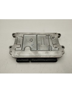 Recambio de centralita motor uce para mazda 3 lim. () luxury referencia OEM IAM P5CC18881A  