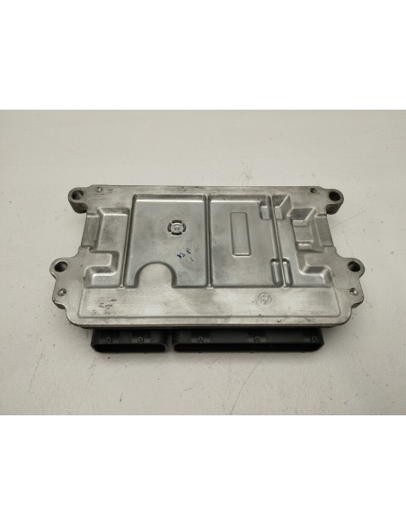 Recambio de centralita motor uce para mazda 3 lim. () luxury referencia OEM IAM P5CC18881A  