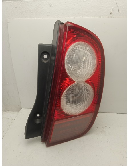 Recambio de piloto trasero derecho para nissan micra (k12e) 1.2 cat referencia OEM IAM 26554AX720  
