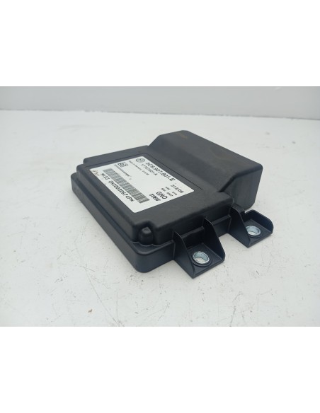 Recambio de modulo electronico para volkswagen passat cc (357) básico referencia OEM IAM 3C8907801E  