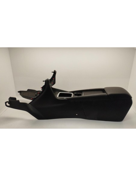 Recambio de apoyabrazos central para mazda 3 lim. () luxury referencia OEM IAM BADE64320A02  