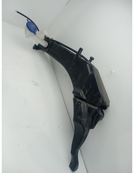 Recambio de deposito limpia para peugeot 308 gt pack referencia OEM IAM 9819955680  
