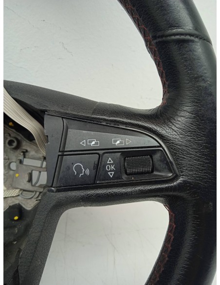 Recambio de volante para seat leon st (5f8) reference plus referencia OEM IAM 5F0419685 REVISAR DAÑADO