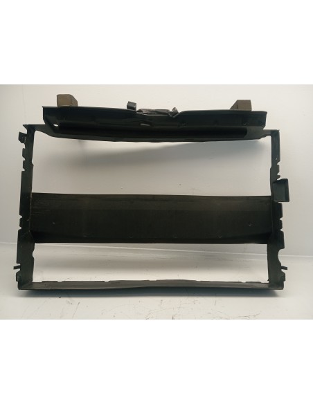 Recambio de canalizador de aire para jaguar e-pace se referencia OEM IAM J9C38C464AF  